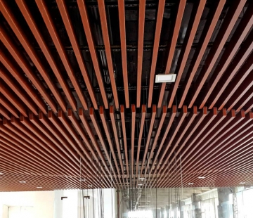 Trang trí trần nhà bằng gỗ nhựa ốp trần Woodlight